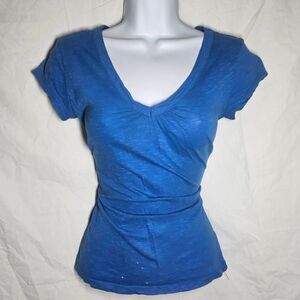 Vintage y2k Blue v neck grunge form fit tee
